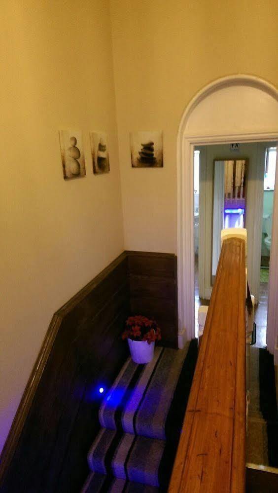 The Crystal Lodge Hotel Croydon Zewnętrze zdjęcie
